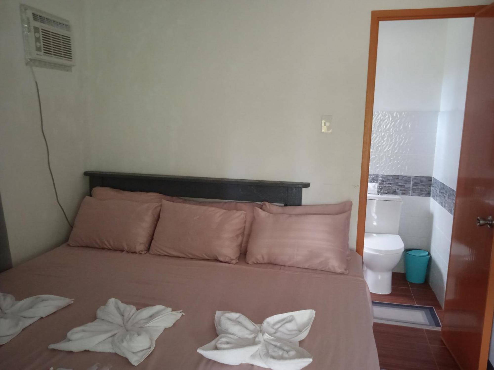 Sarah'S Garden Bnb & Spa Bed and Breakfast Clarin  Habitación foto